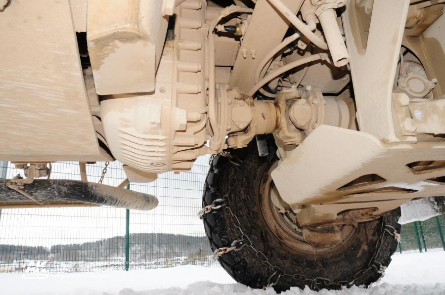 Детали экстерьера Oshkosh M-ATV 2009 года  (фото 54 из 676)